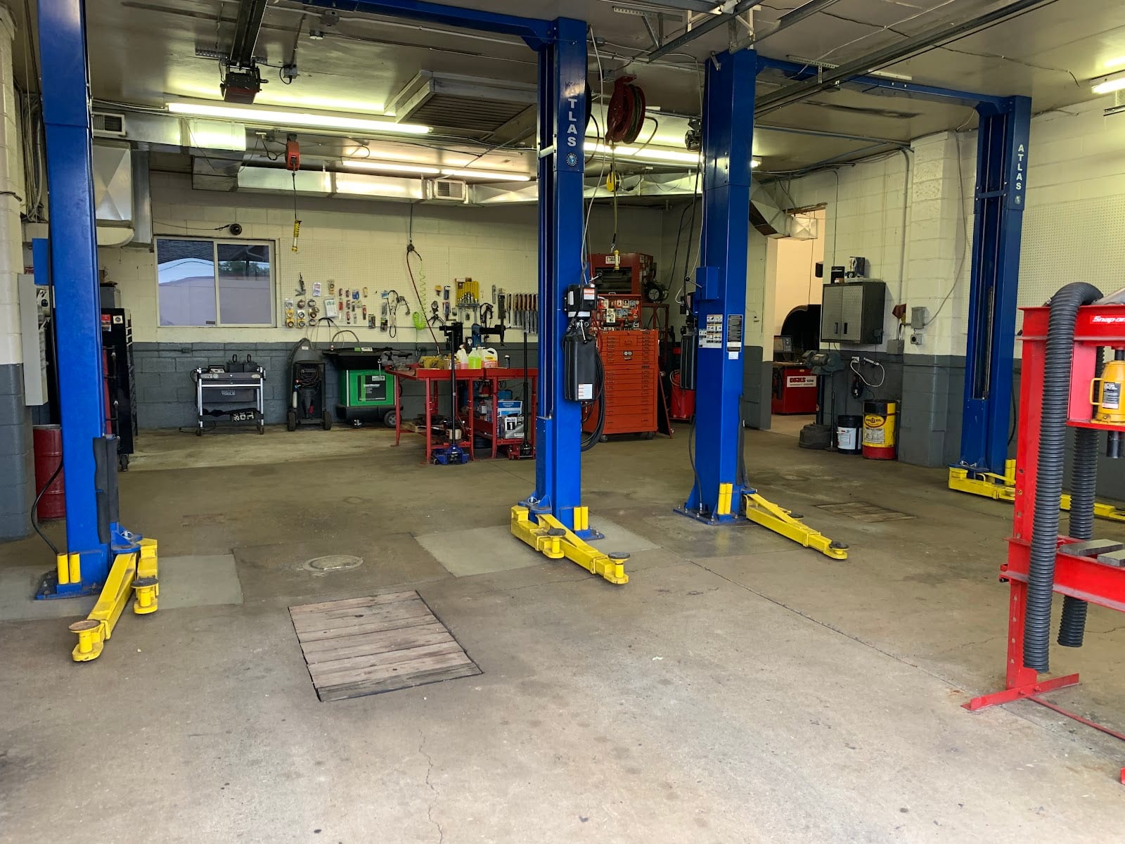 Ridgeline Automotive, photo 2