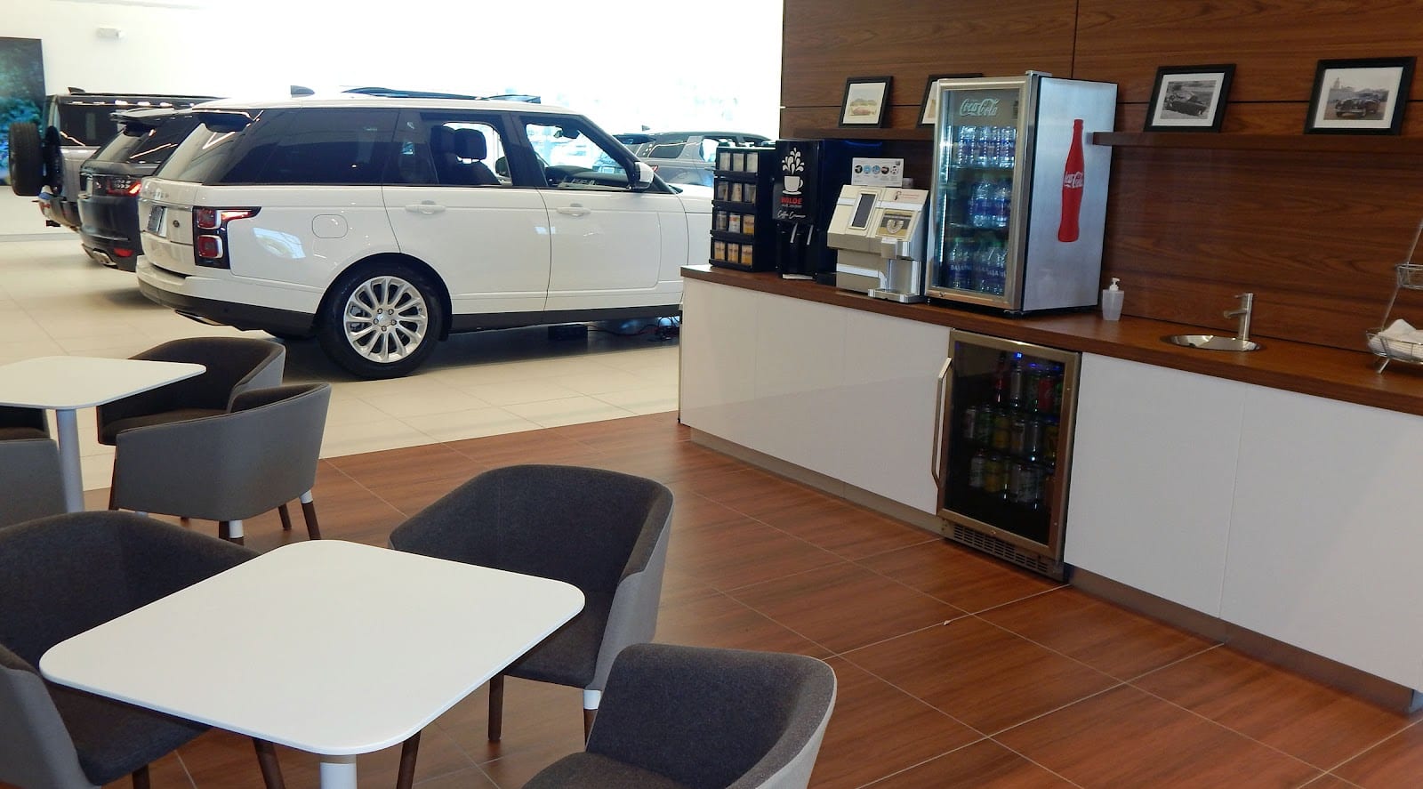 Land Rover Sarasota, photo 3