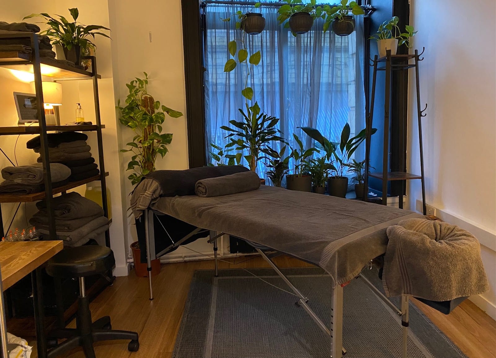 Liverpool Street Massage