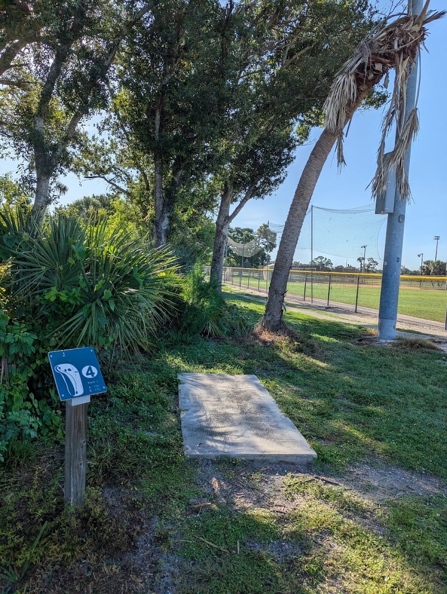 Wellfield Park, photo 2