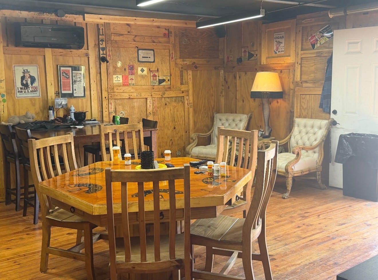 Mystery Shack Cigars & Coffee Shop, photo 4