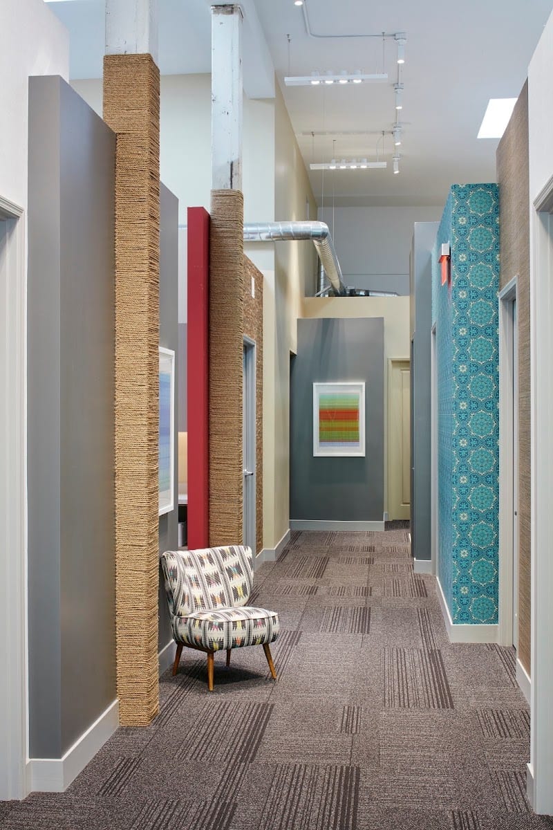 One Medical Primary Care Clinic - Mission - Valencia, photo 3