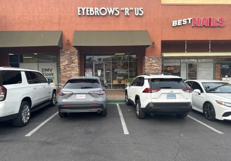 Eyebrows R Us