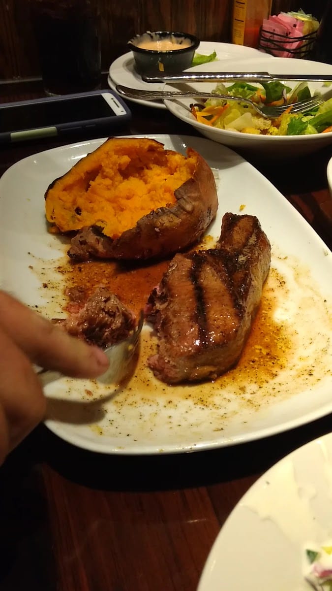 LongHorn Steakhouse, photo 3