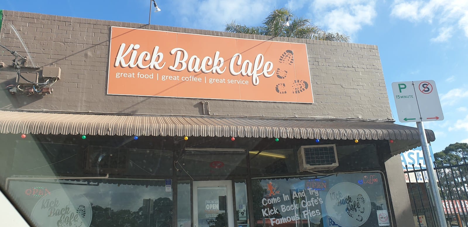 KICK BACK CAFE đ„ȘđŻđđłâïžđ±