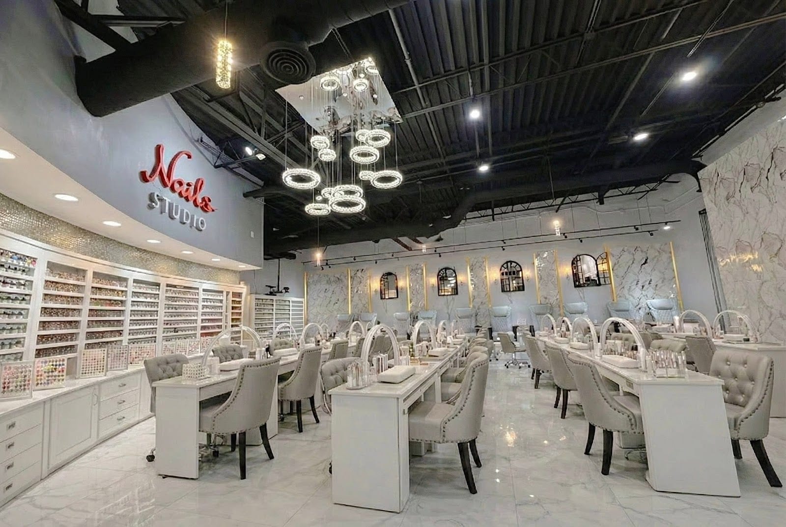 Nails Studio by Sonny & Tee