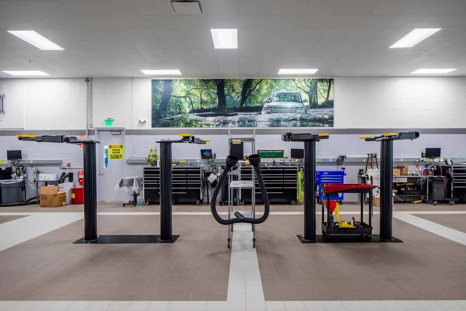 Land Rover Tampa Service Center