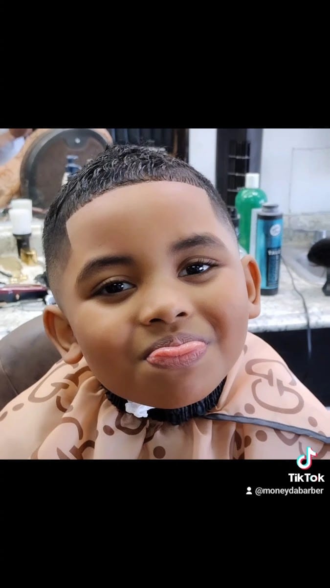 Double Edged Barbershop, photo 3