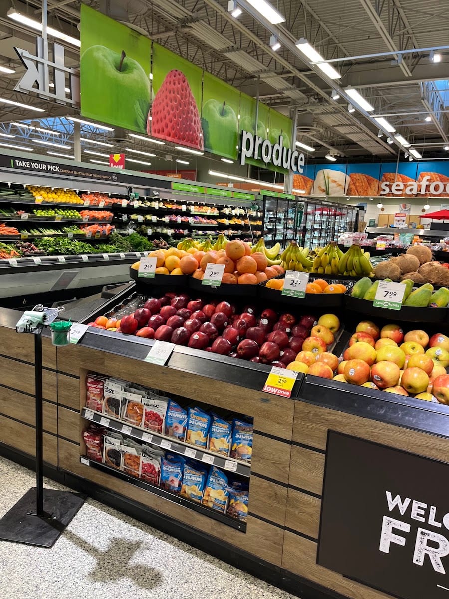 Save-On-Foods, photo 3