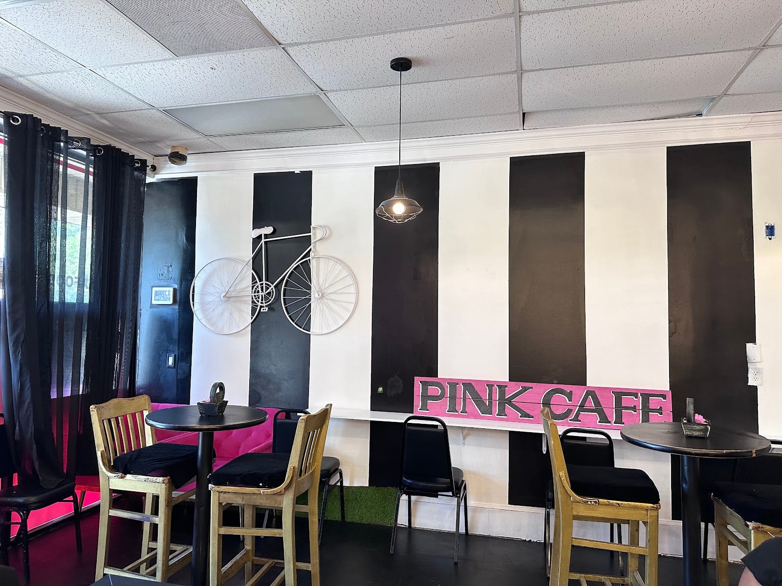 Pink Cafe