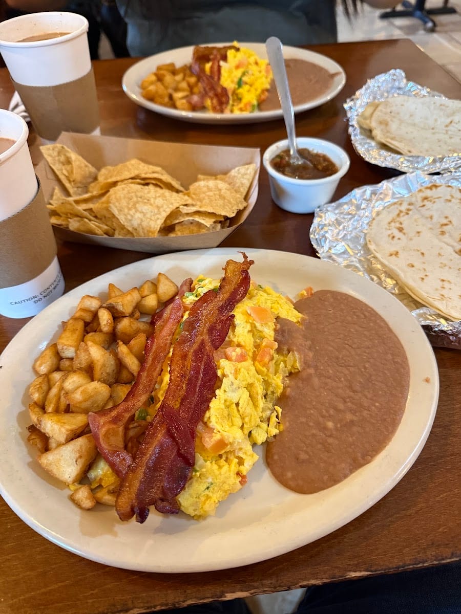 Juarez Restaurant & Bakery, photo 2