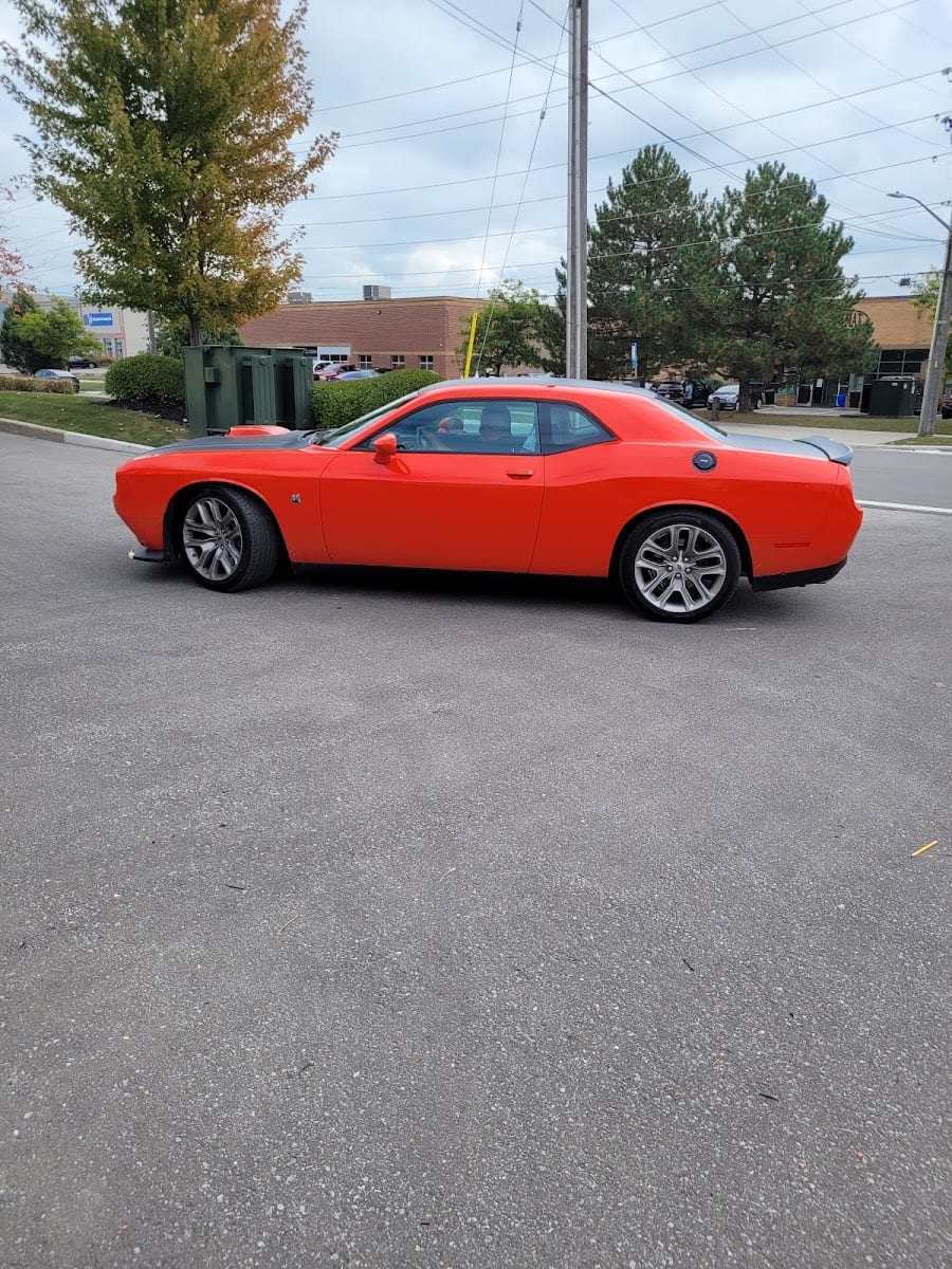 Pat's Auto