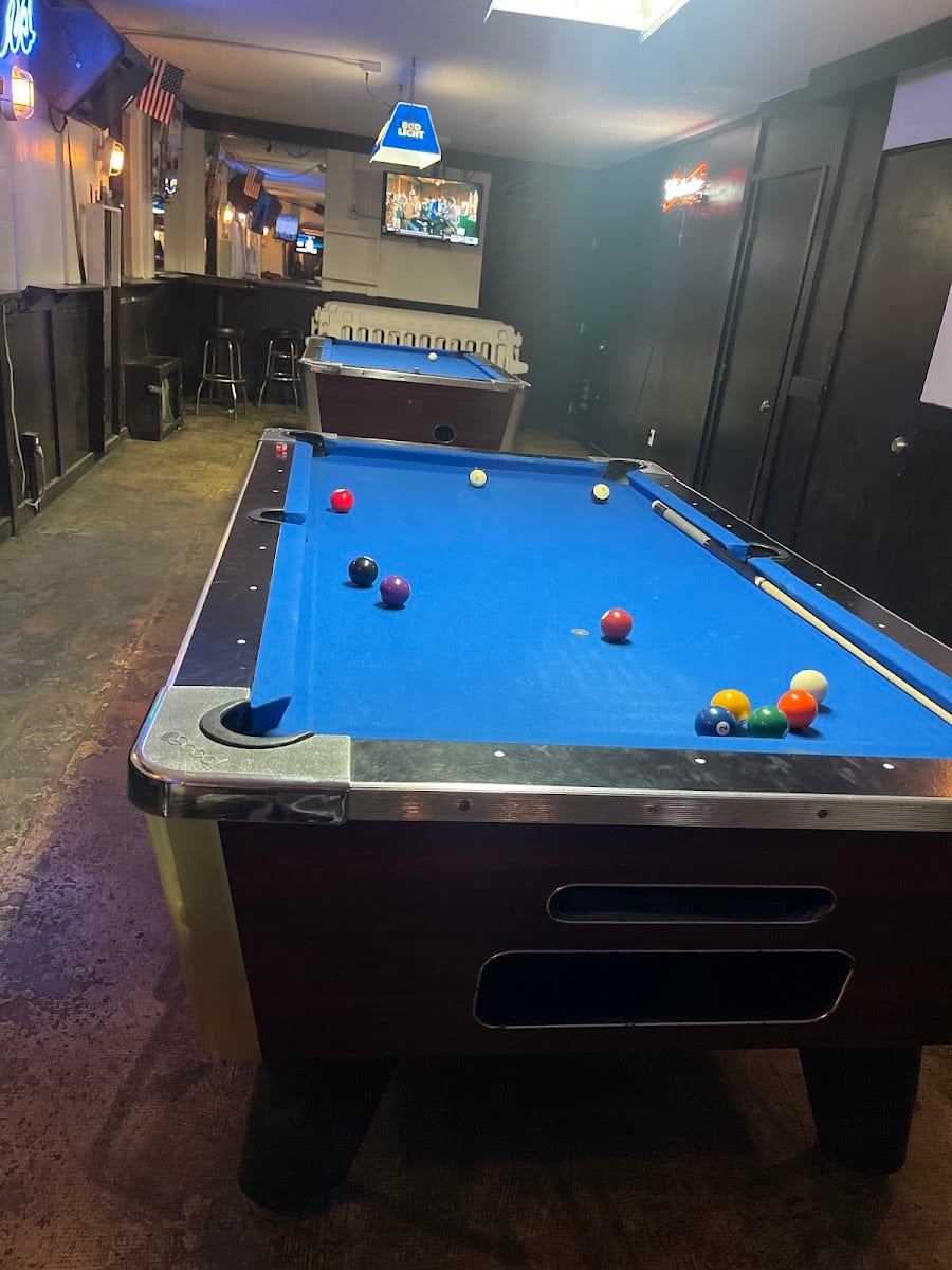 Shooters Cocktails & Billiards