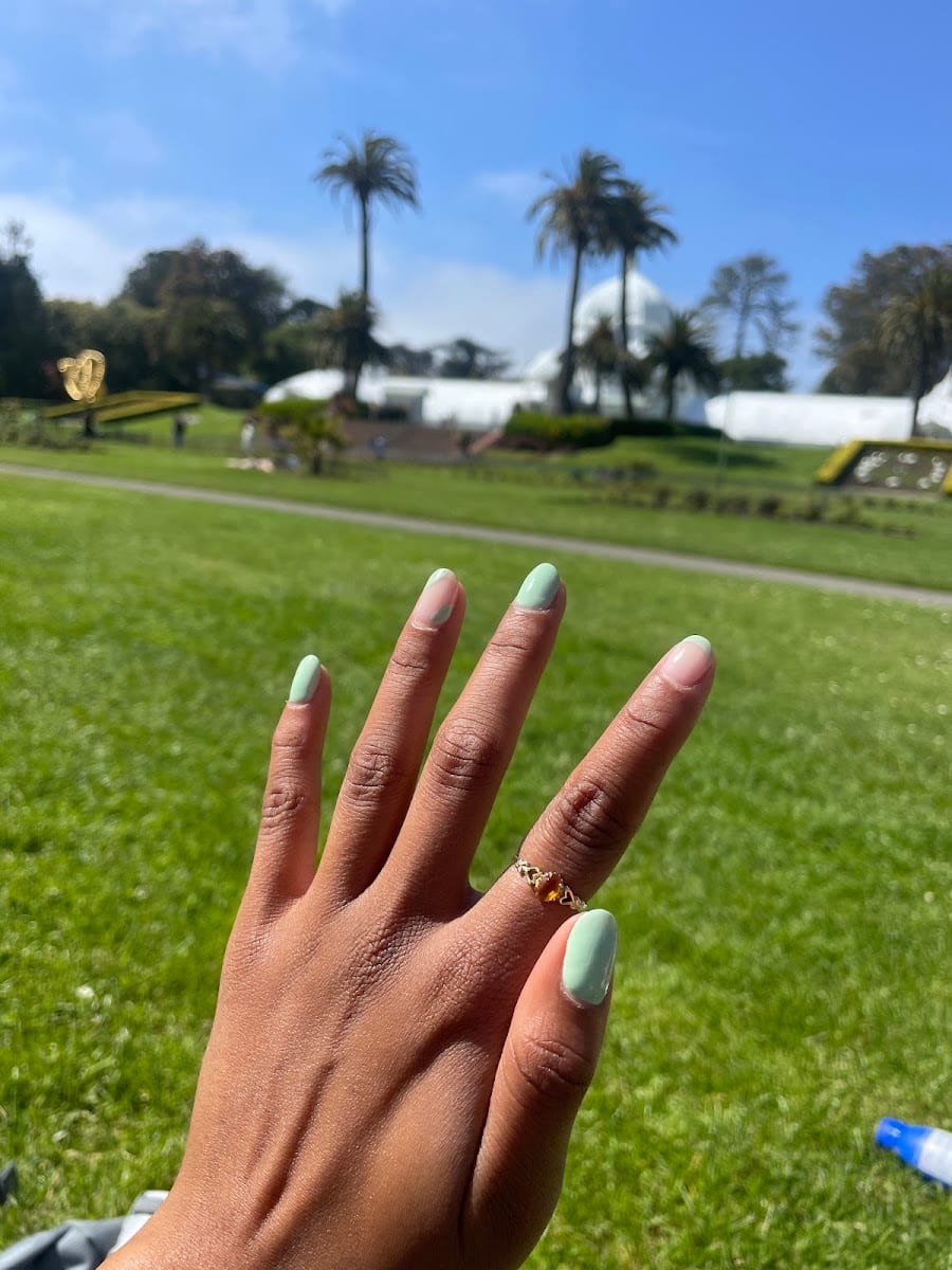 Four Seasons Nails & Tanning, photo 2