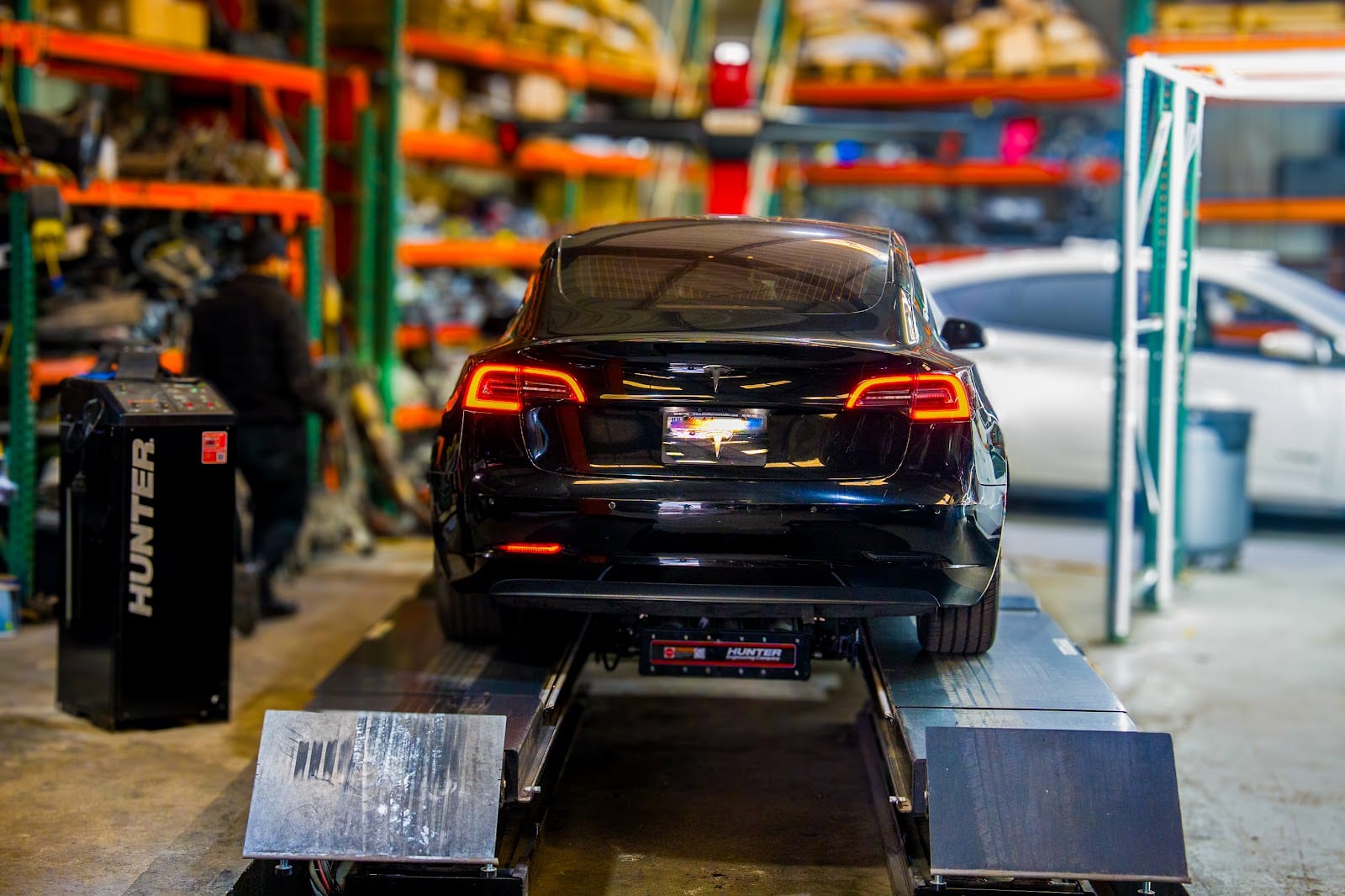 Veloce Collision - Body shop - Auto Repair - PPG Certified Paint