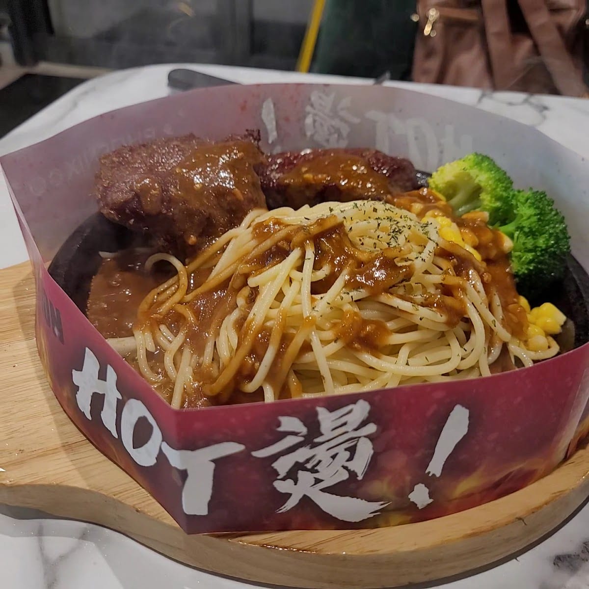 Phoenix Cafe 金鳳冰室, photo 3