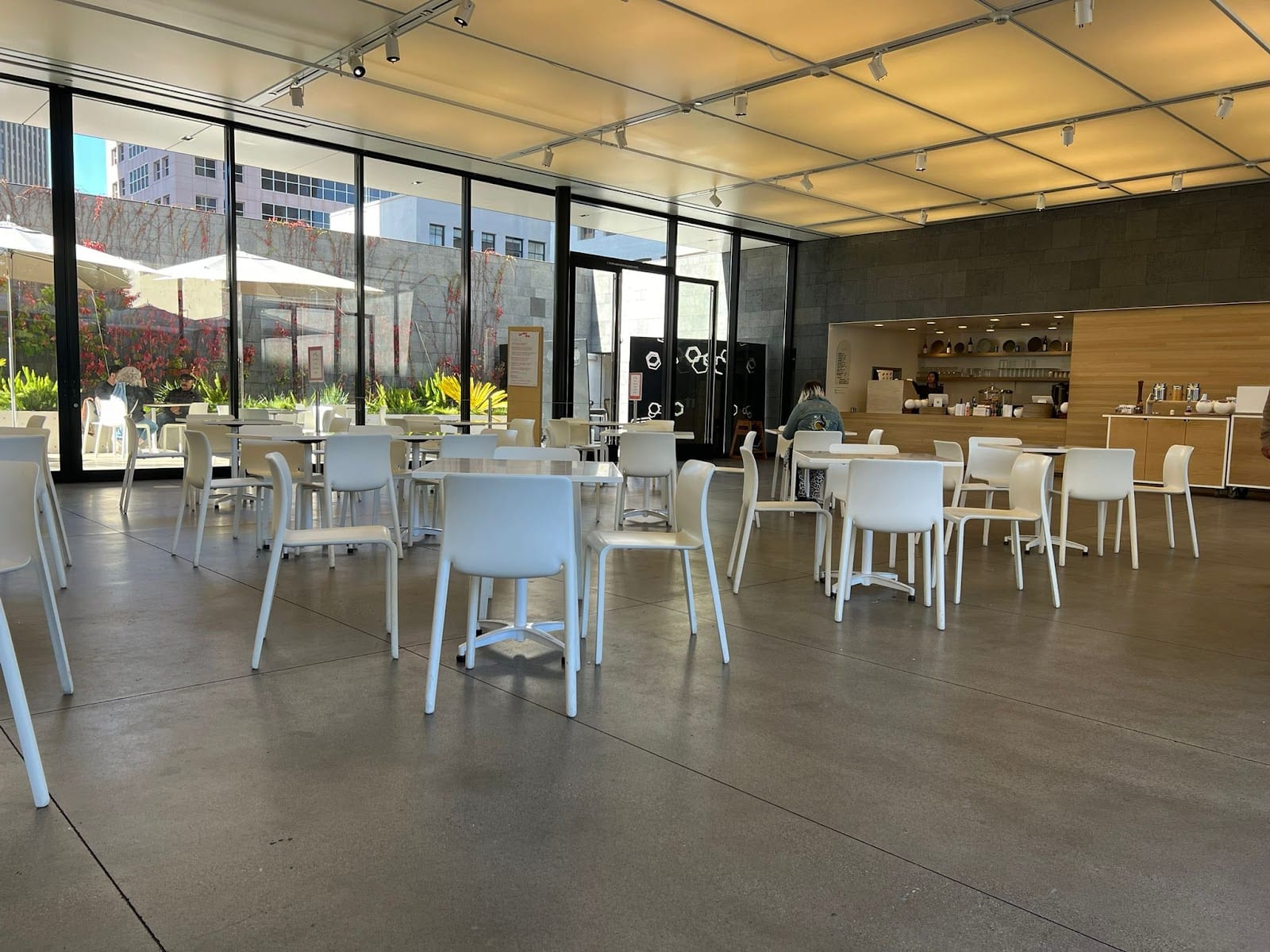Cafe 5