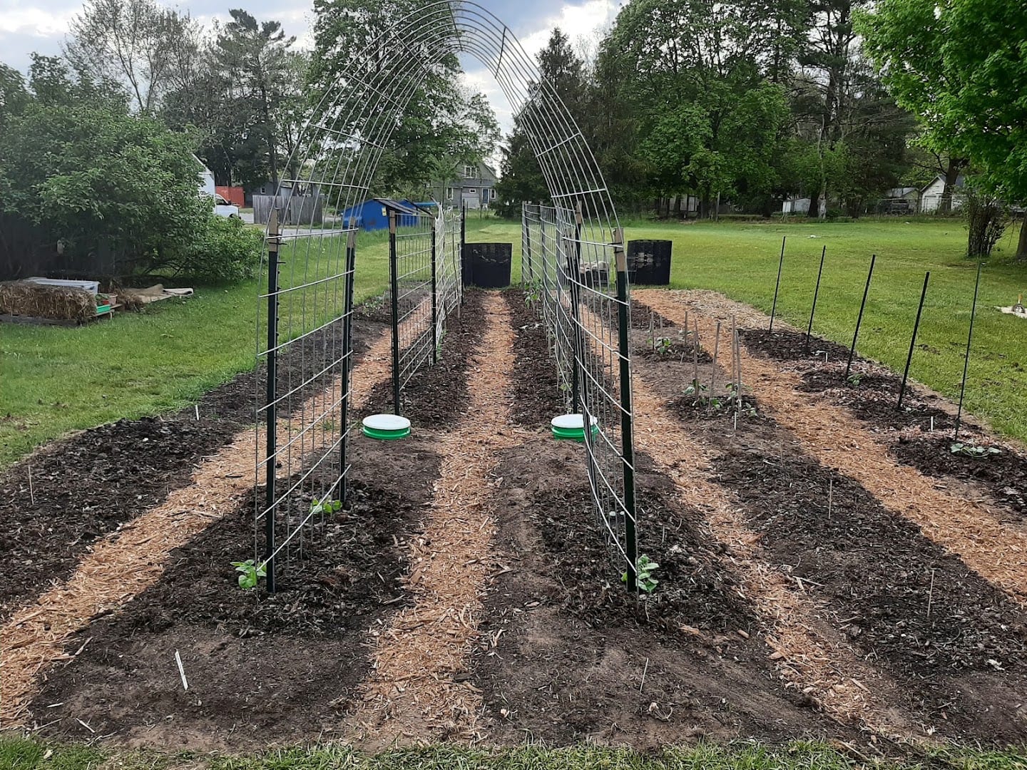 Family Farm & Home, photo 3