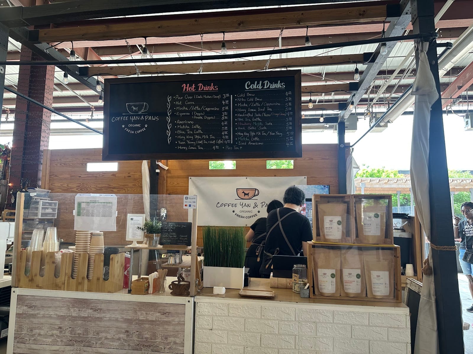 Coffee Yan & Paws Co., photo 3