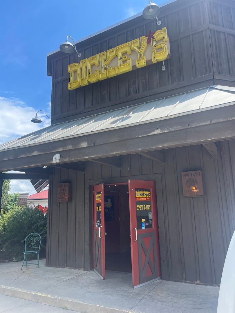 Dickey's Barbecue Pit