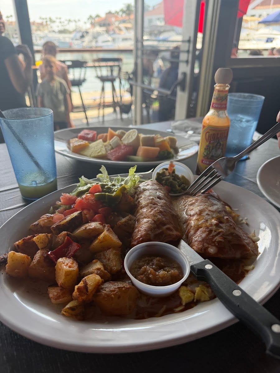 Pelican Isle Restaurant and Bar