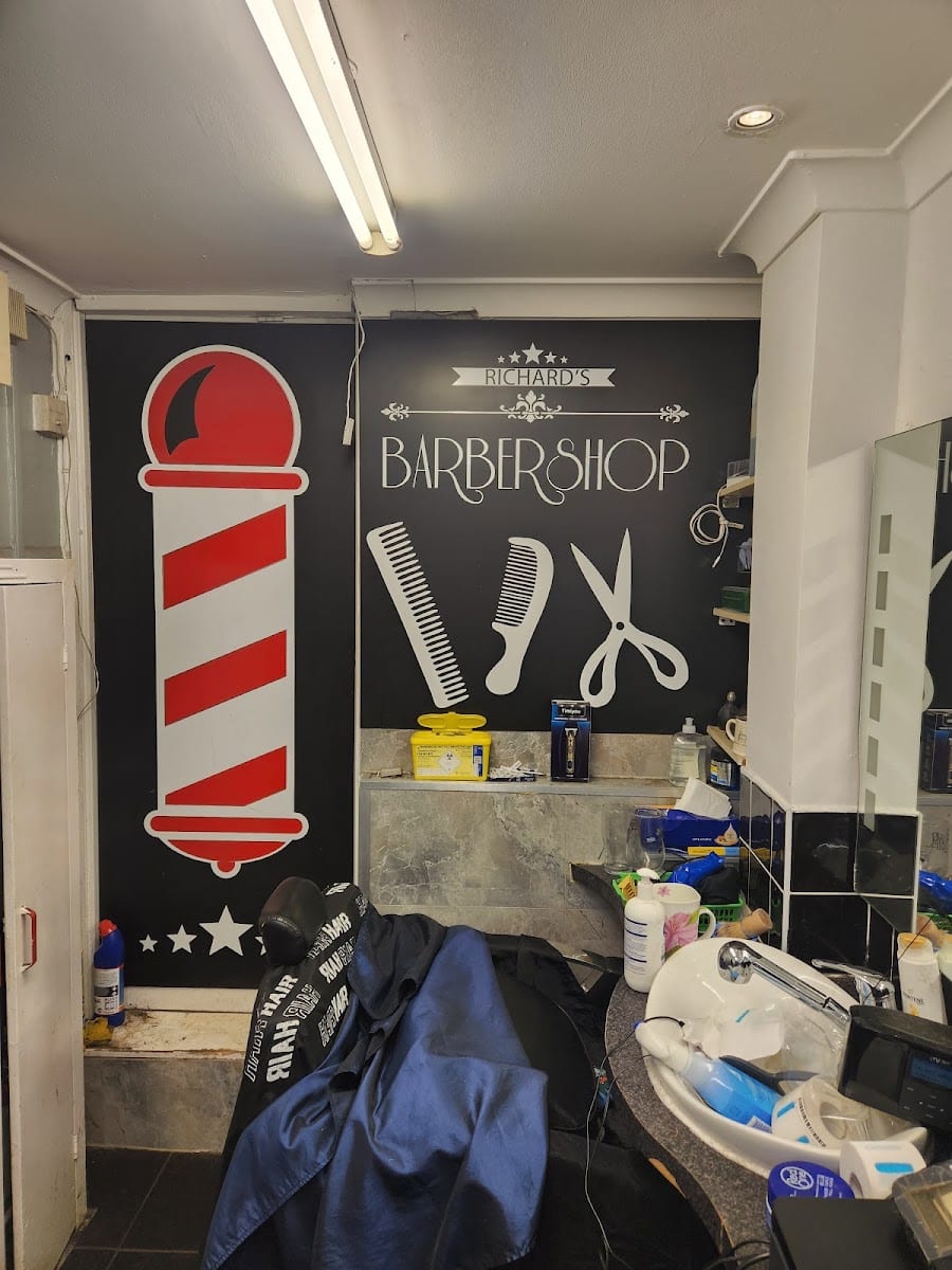 Richards Barber Shop, photo 3