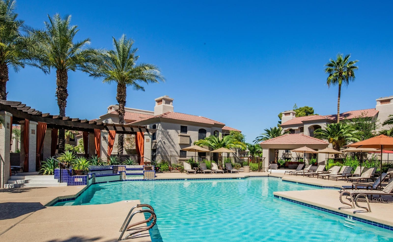 San Tropez Apartment Homes