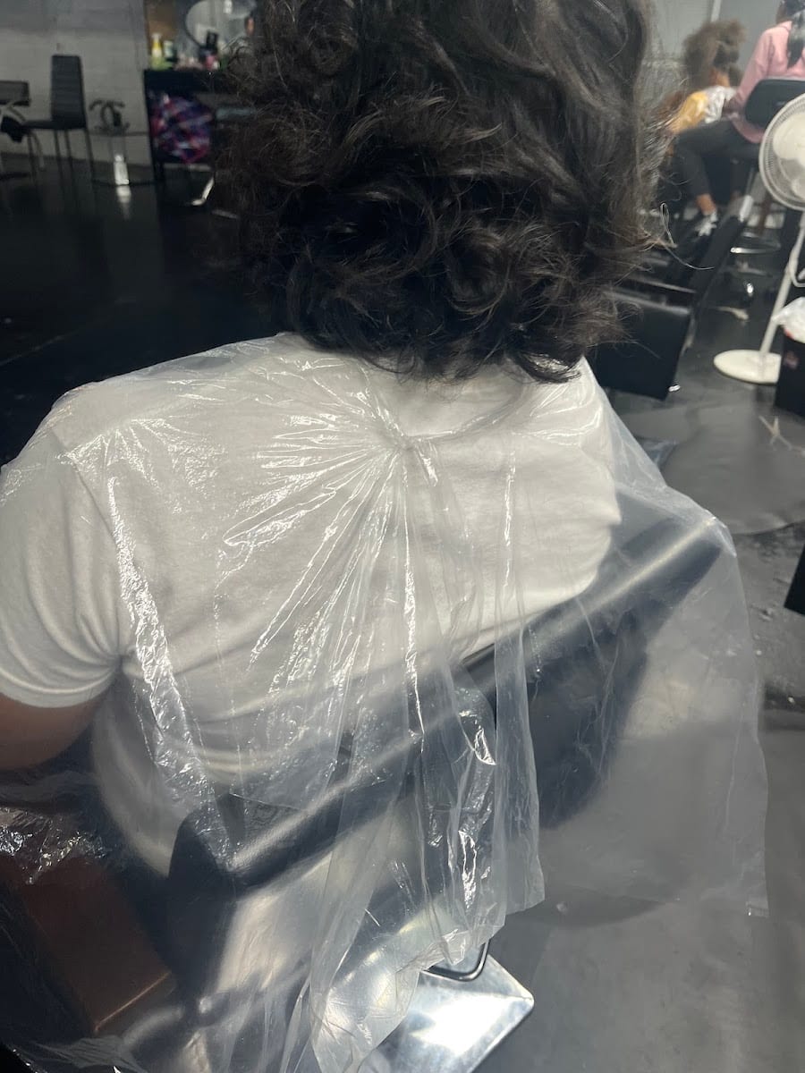 Spoonios Hair Salon, photo 2