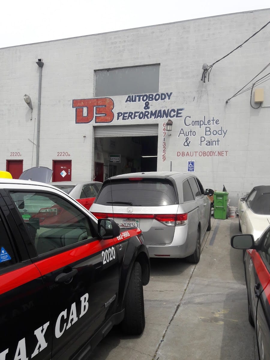 D B Auto Body Shop