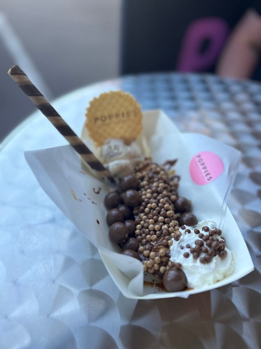 Poppies Gelato & Panini Bar, photo 3