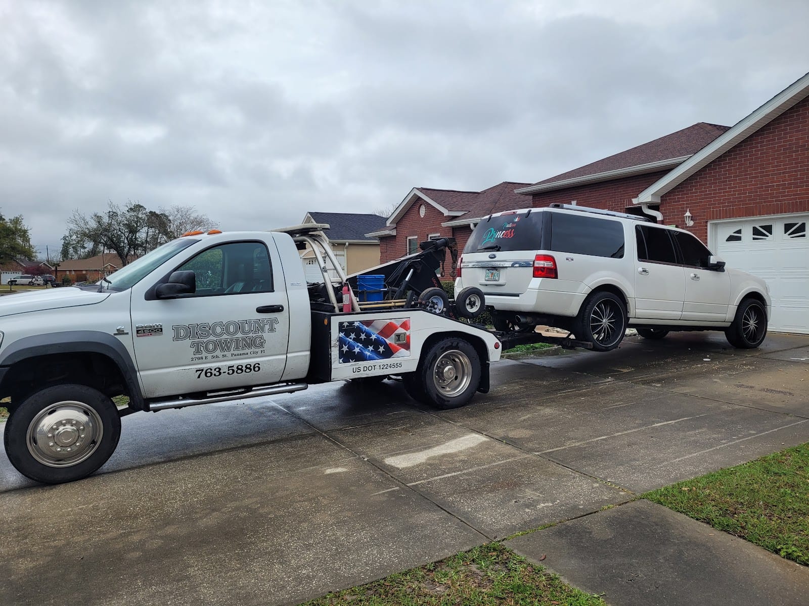 Discount Towing & Recovery LLC