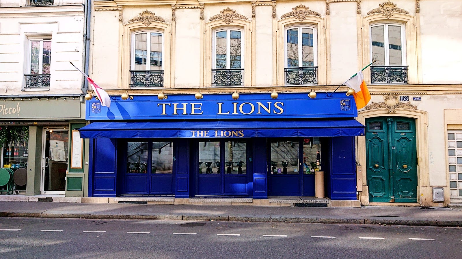The Lions, photo 3