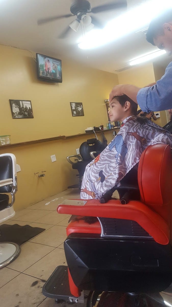 Mikeys G's Barber Shop