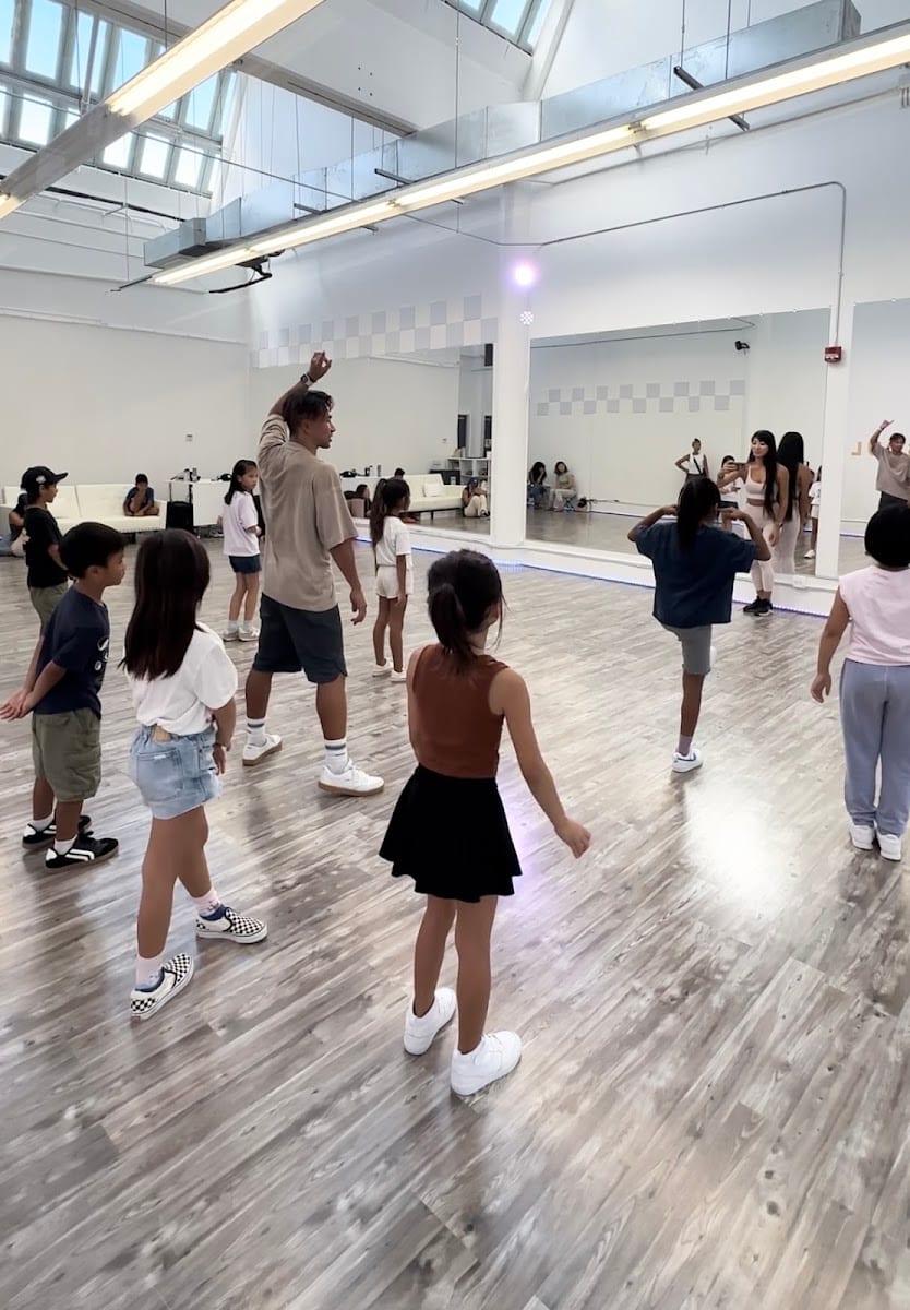 MUSIC BODY AND SOUL Dance And Wellness Studio