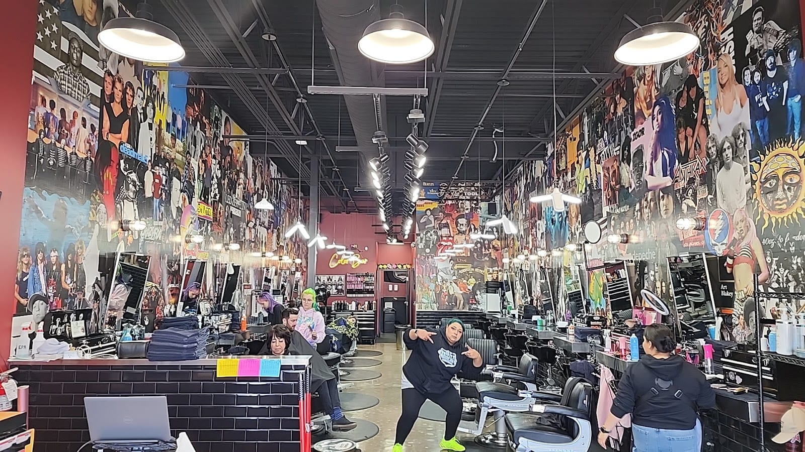 Floyd's 99 Barbershop, photo 4