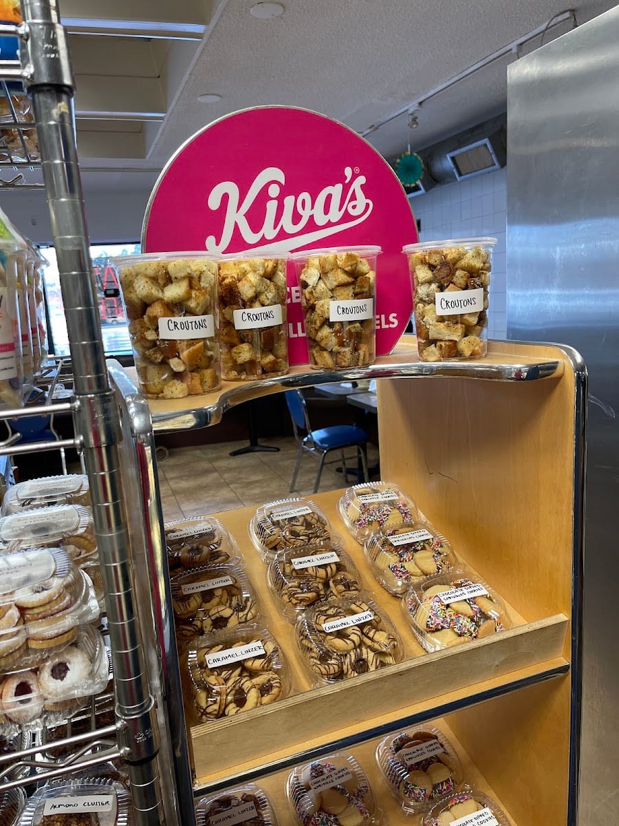 Kiva's Bagel Bakery & Restaurant, photo 3