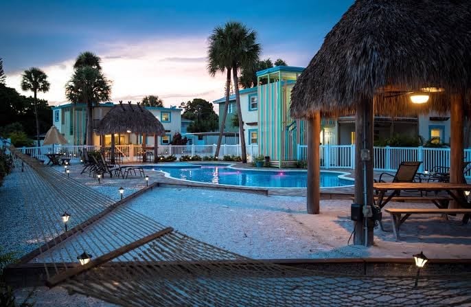 Siesta KeyVillage heated pool, photo 3