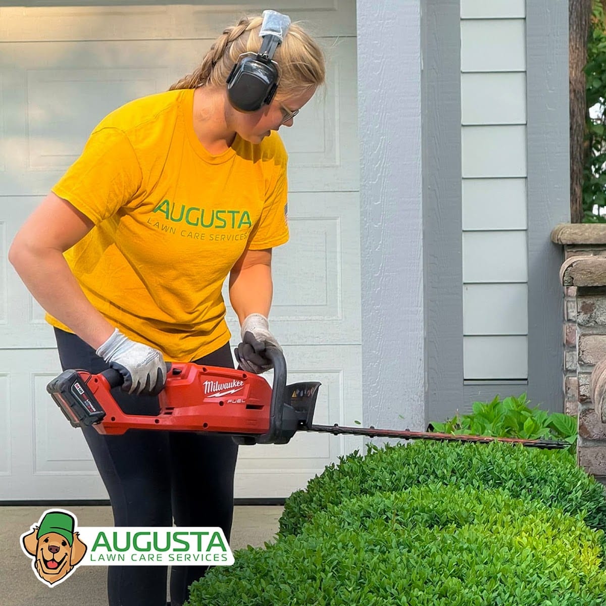 Augusta Lawn Care of Helena