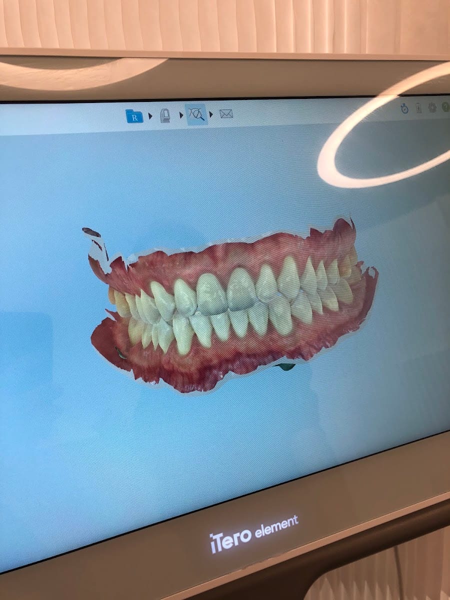 Candid Smile Store