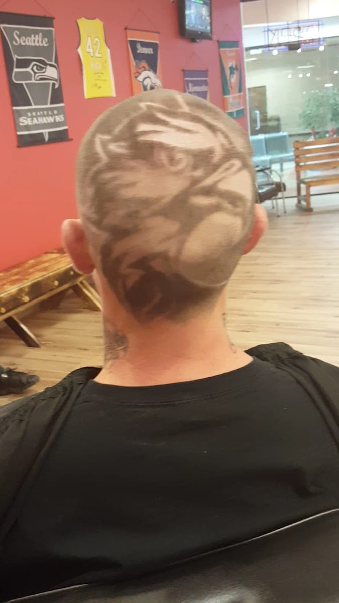 Headliners Barbershop, photo 3