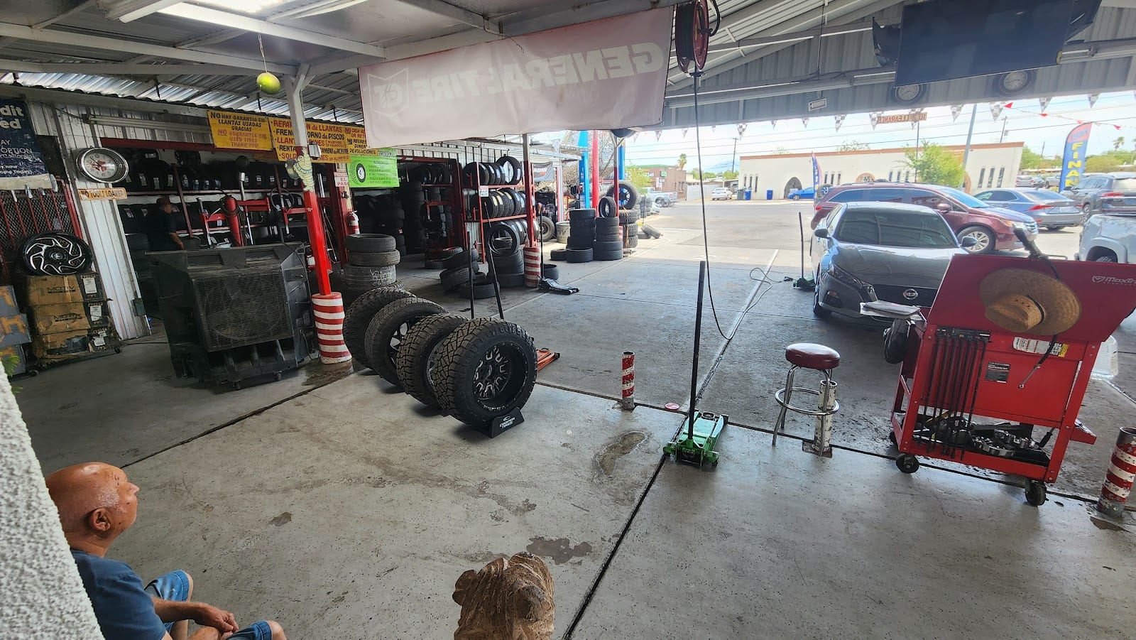 El Tingon Tire Shop (Welding & Wheel Repair), photo 3