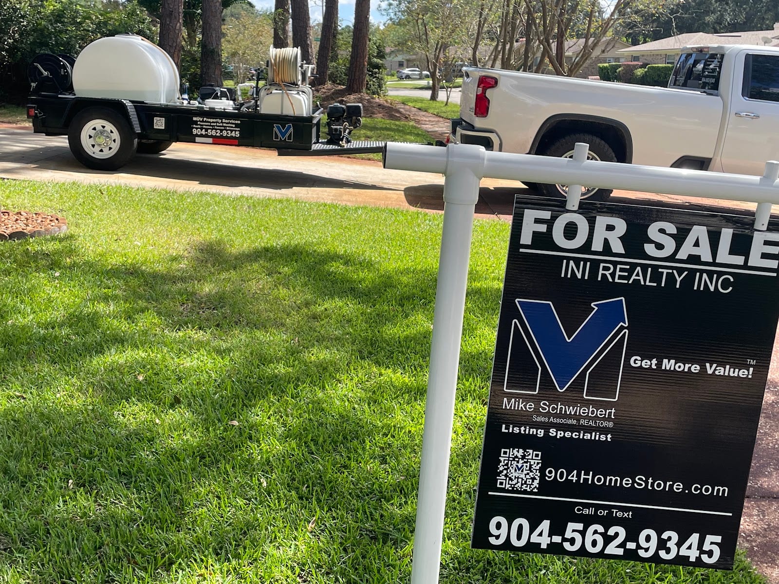 INI Realty INC: Mike Schwiebert, photo 3