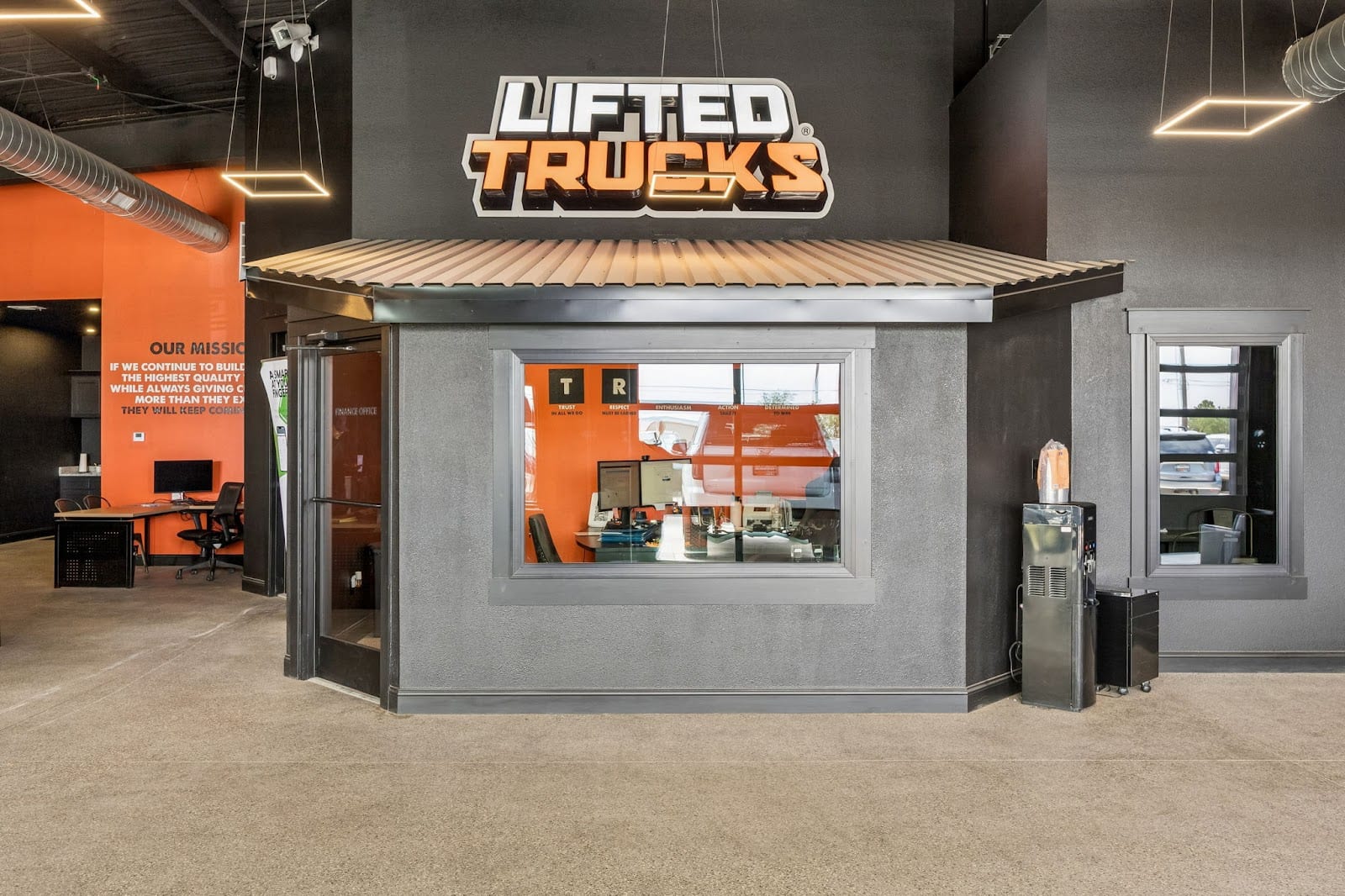 Lifted Trucks, photo 4
