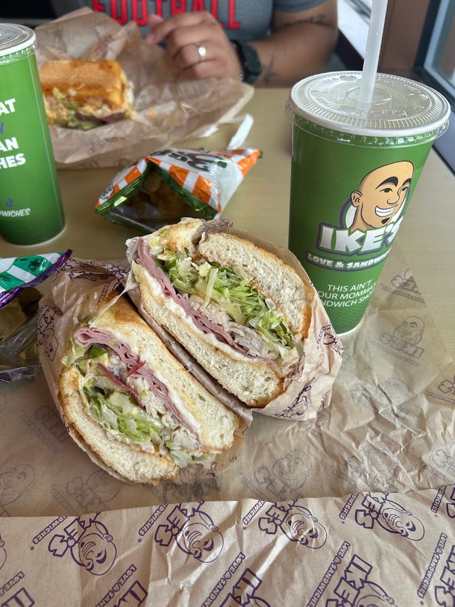 Ike's Love & Sandwiches, photo 4