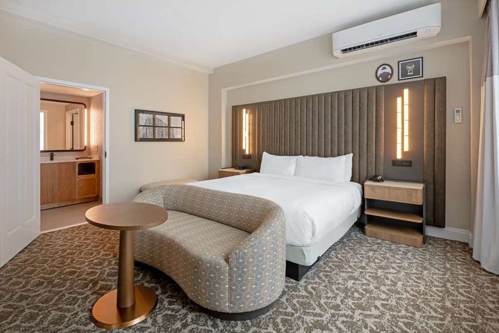 Hotel Flor Tampa Downtown, Tapestry Collection by Hilton, photo 4
