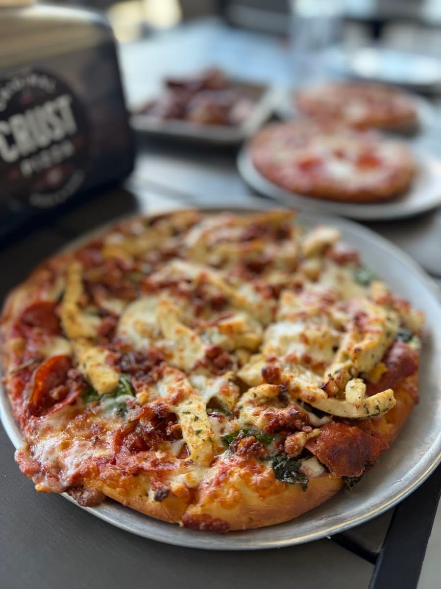 Crust Pizza Co. - Houston Heights, photo 4