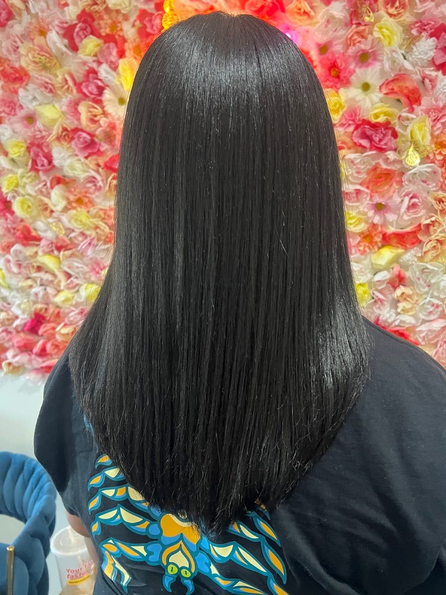 Dominican Hair & Nail Salon
