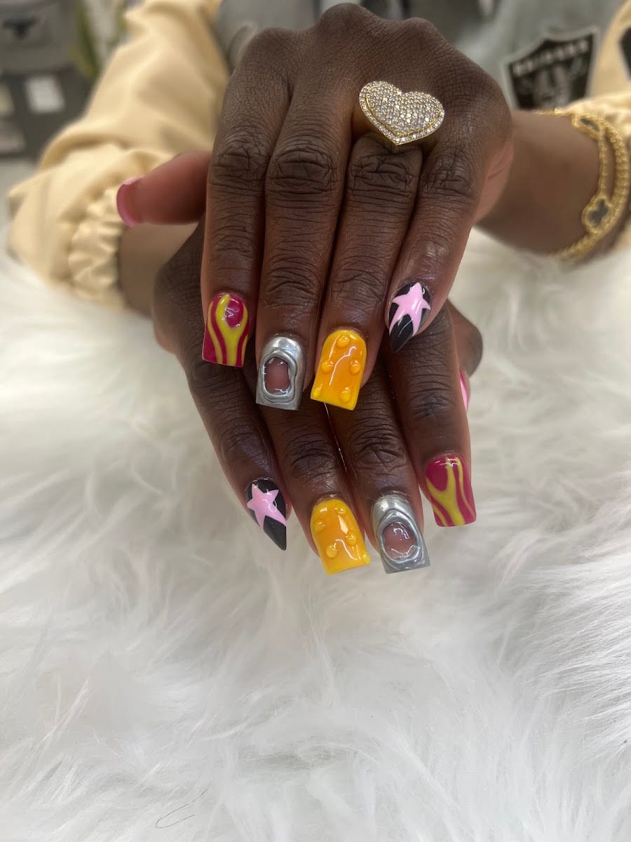 Michael Nails, photo 3