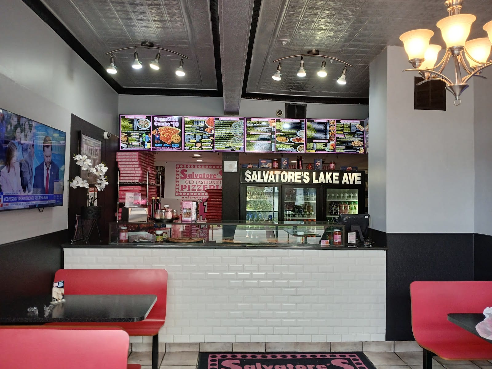Salvatore's Old Fashioned Pizzeria, photo 2