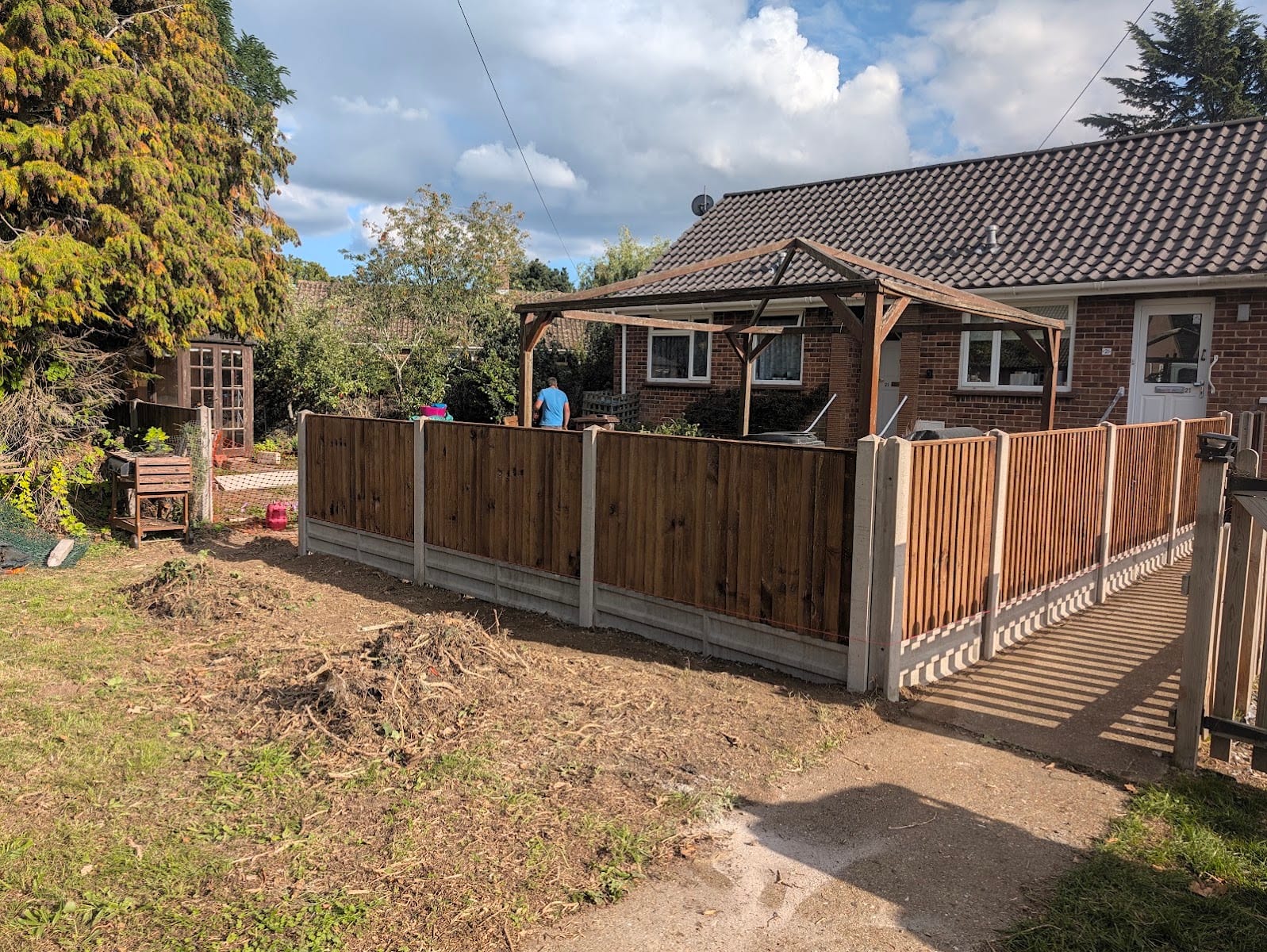 D M Fencing and Landscapes